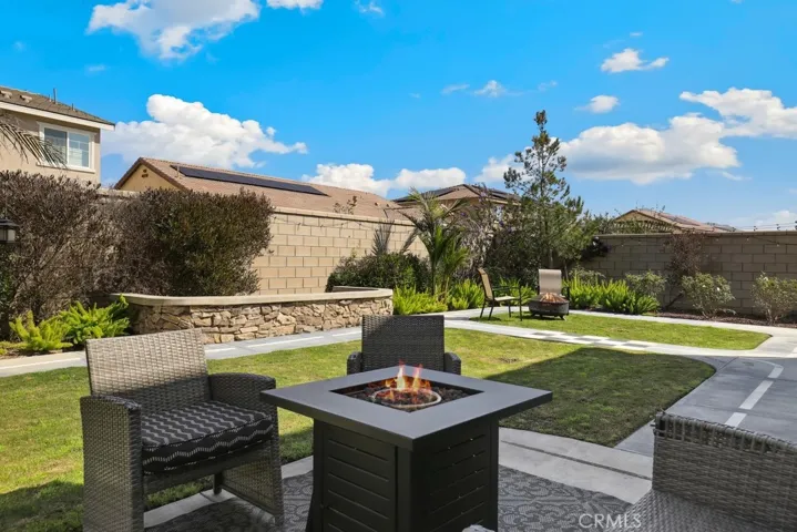 6946 Cache Way, Jurupa Valley, California 91752