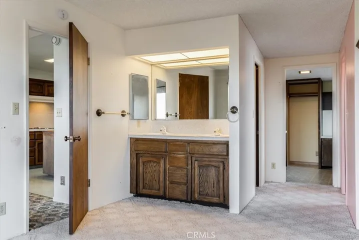 Master Vanity