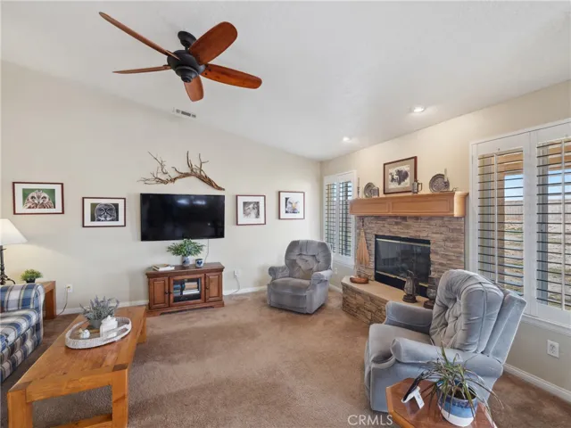 12526 Sarsi Place, Apple Valley, California 92308