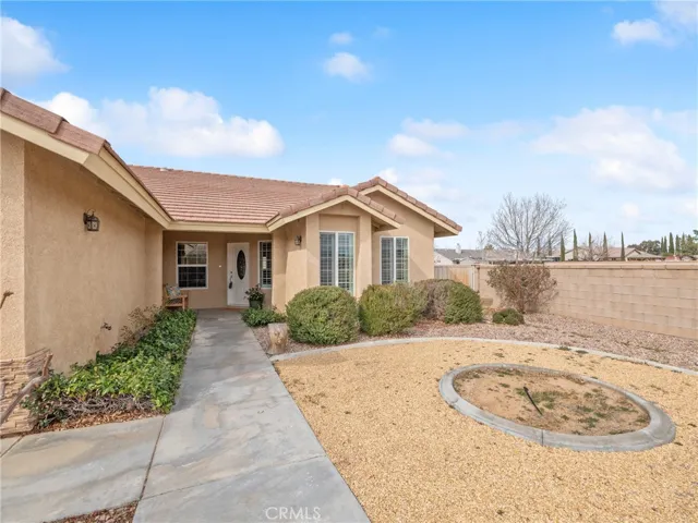 12526 Sarsi Place, Apple Valley, California 92308