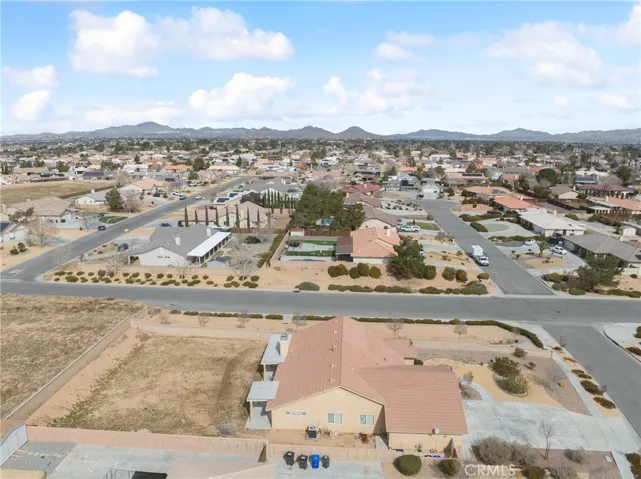 12526 Sarsi Place, Apple Valley, California 92308