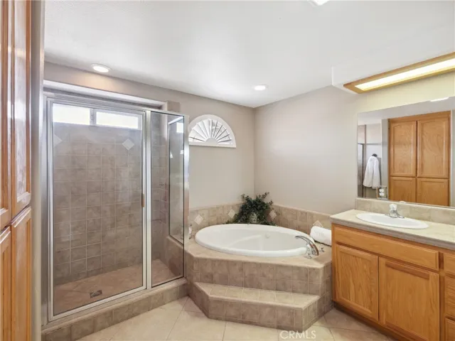 12526 Sarsi Place, Apple Valley, California 92308