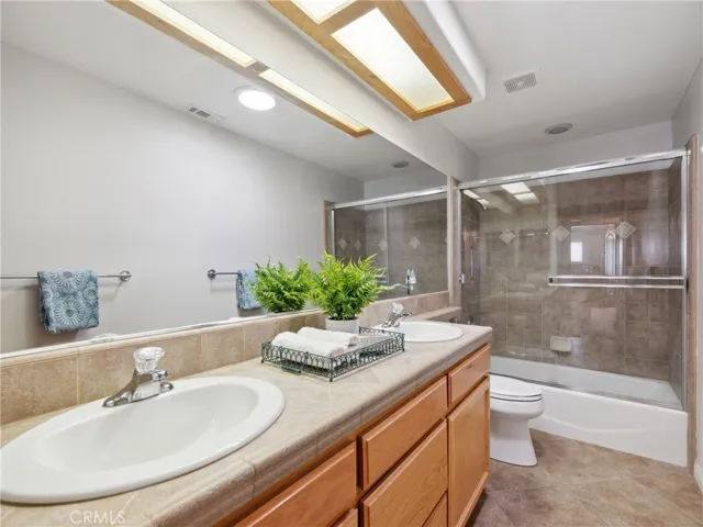12526 Sarsi Place, Apple Valley, California 92308