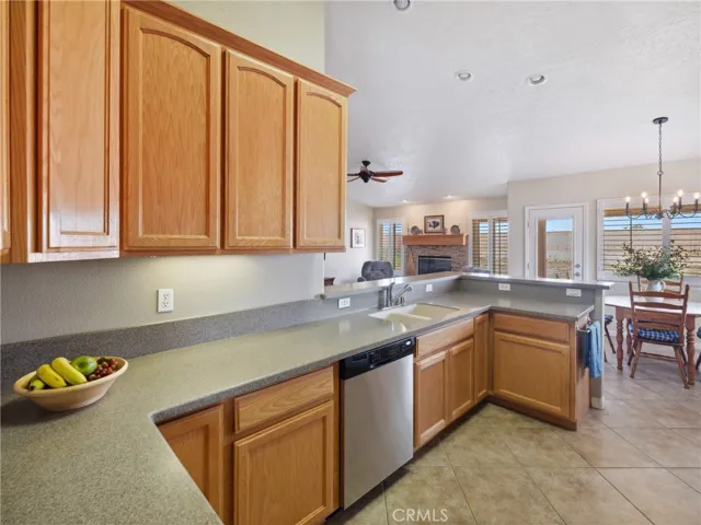 12526 Sarsi Place, Apple Valley, California 92308