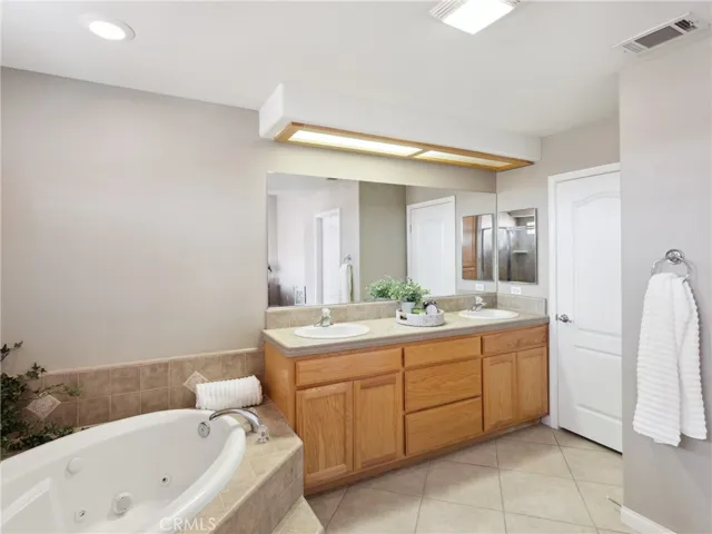 12526 Sarsi Place, Apple Valley, California 92308