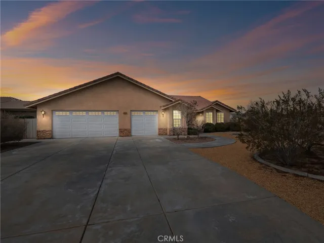 12526 Sarsi Place, Apple Valley, California 92308