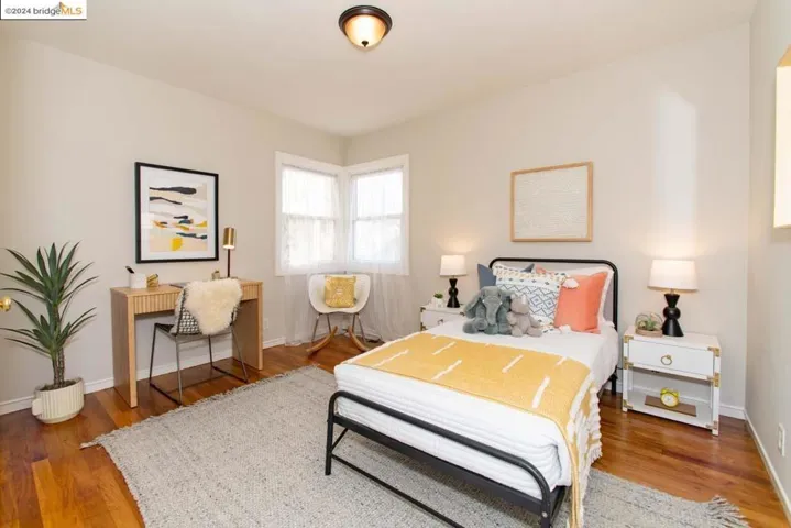 2012 Santa Clara St, Richmond, California 94804