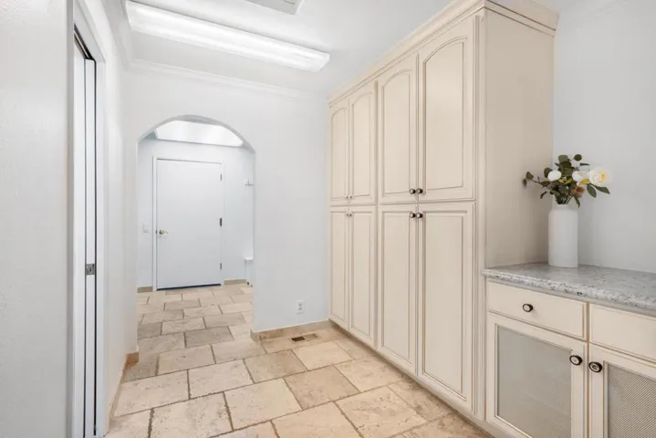 16755 Oak View Circle, Morgan Hill, California 95037
