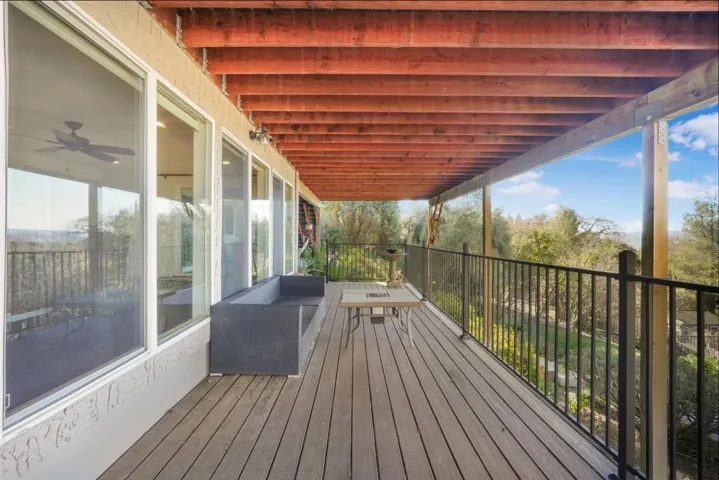 16755 Oak View Circle, Morgan Hill, California 95037