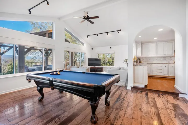 16755 Oak View Circle, Morgan Hill, California 95037