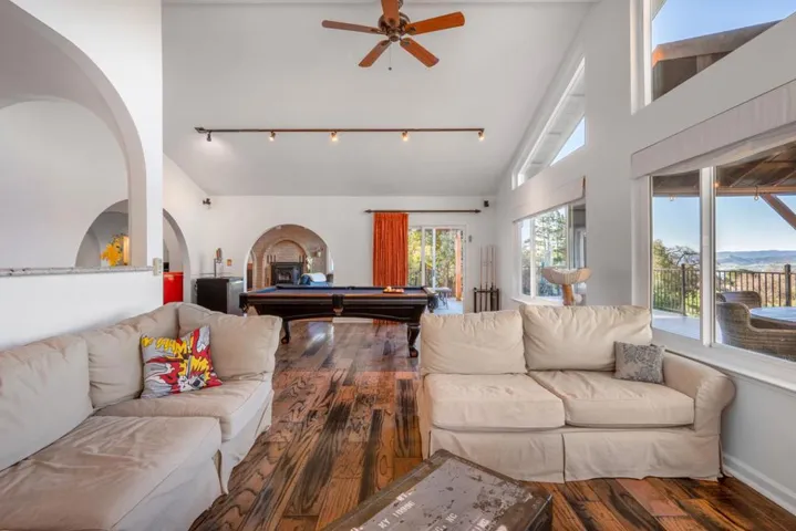 16755 Oak View Circle, Morgan Hill, California 95037