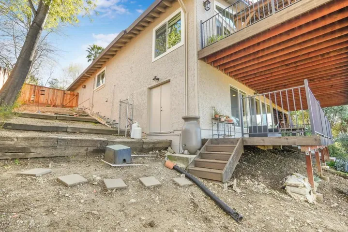 16755 Oak View Circle, Morgan Hill, California 95037