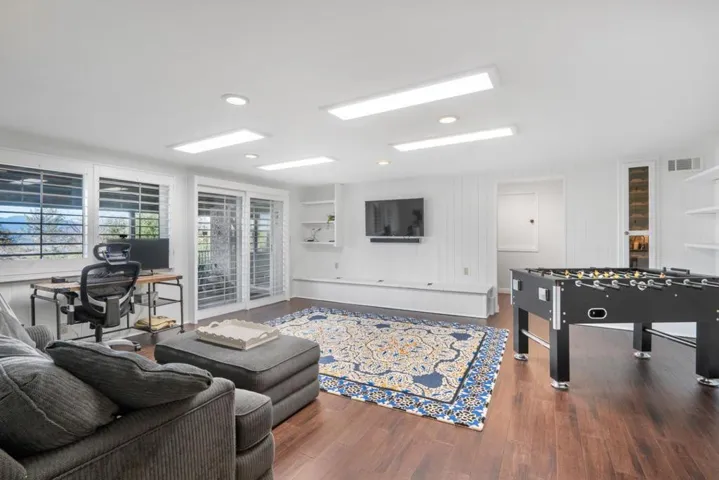 16755 Oak View Circle, Morgan Hill, California 95037