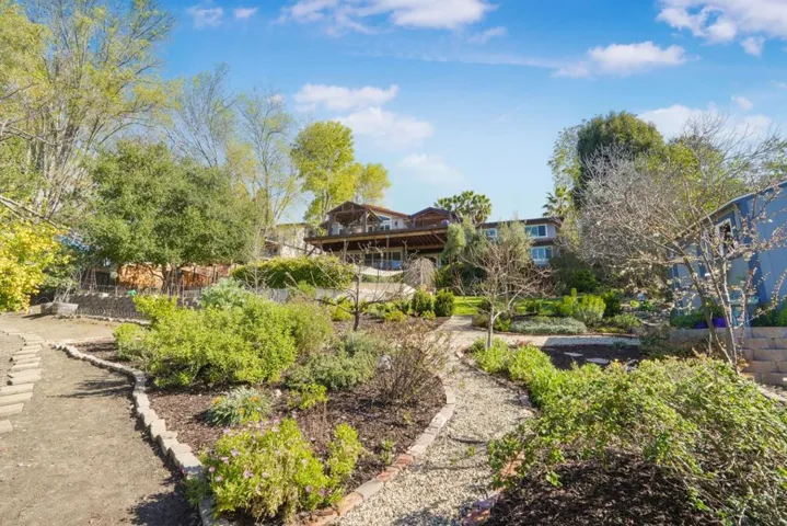 16755 Oak View Circle, Morgan Hill, California 95037