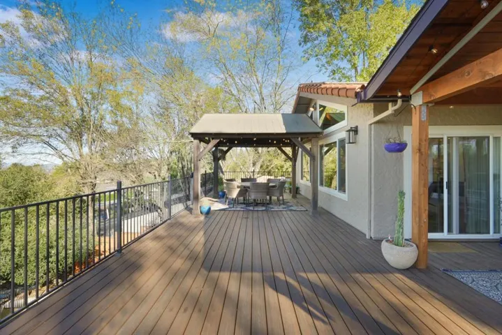 16755 Oak View Circle, Morgan Hill, California 95037