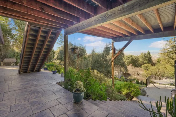 16755 Oak View Circle, Morgan Hill, California 95037