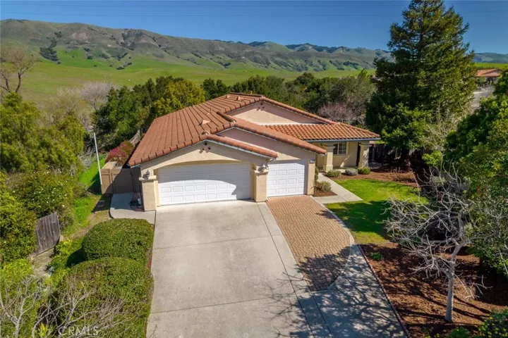1556 Buckeye Court, San Luis Obispo, California 93401