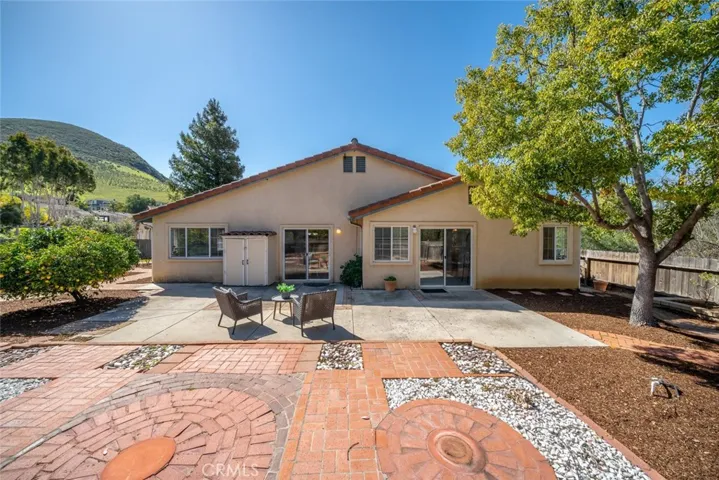 1556 Buckeye Court, San Luis Obispo, California 93401