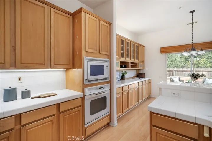 1556 Buckeye Court, San Luis Obispo, California 93401