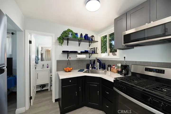 3567 Hoover Street, Riverside, California 92504