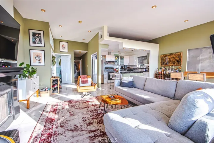 2330 Teviot Street, Los Angeles, California 90039