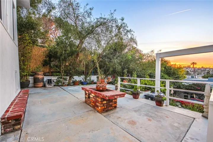 2330 Teviot Street, Los Angeles, California 90039