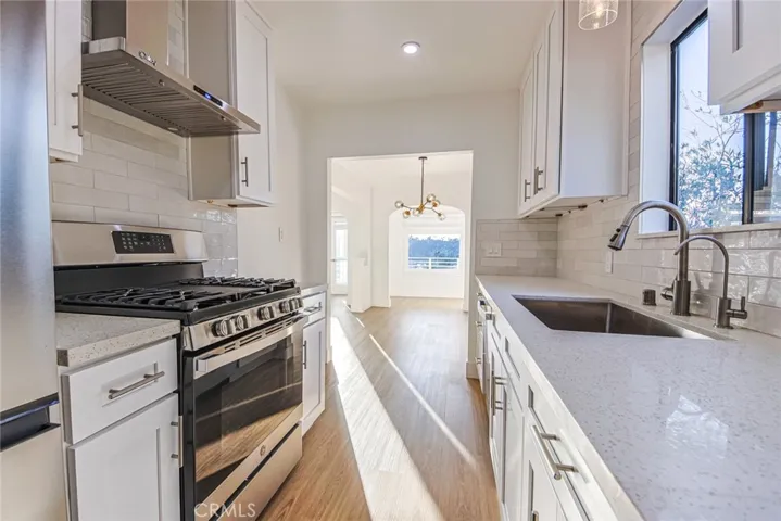 2330 Teviot Street, Los Angeles, California 90039