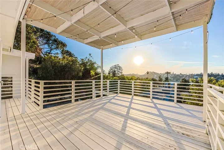 2330 Teviot Street, Los Angeles, California 90039