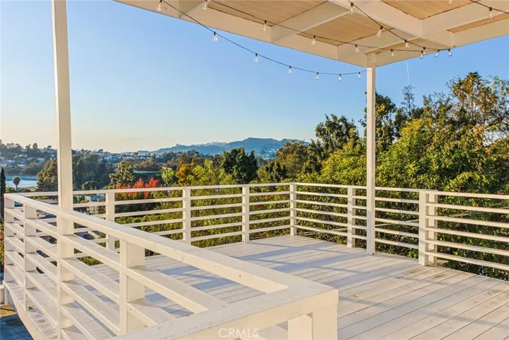 2330 Teviot Street, Los Angeles, California 90039