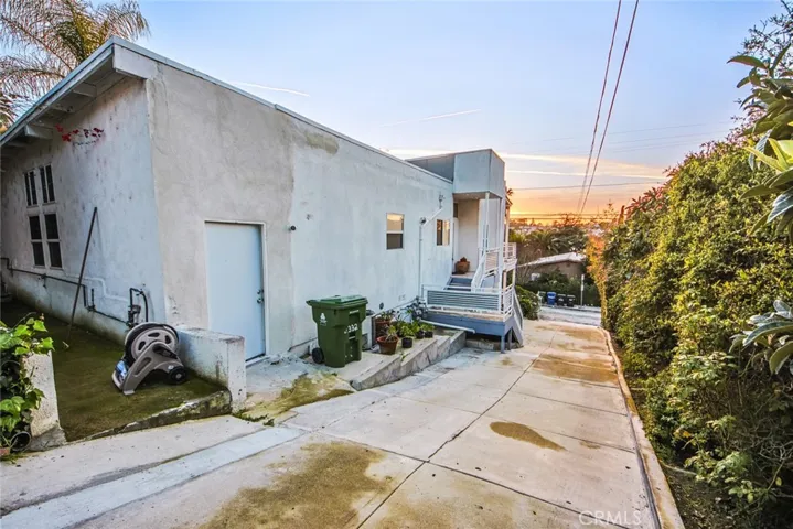 2330 Teviot Street, Los Angeles, California 90039