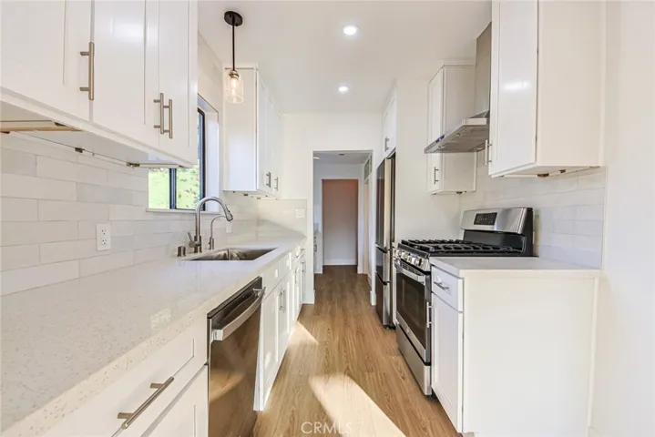 2330 Teviot Street, Los Angeles, California 90039