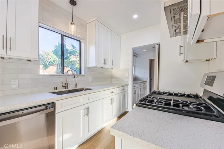 2330 Teviot Street, Los Angeles, California 90039
