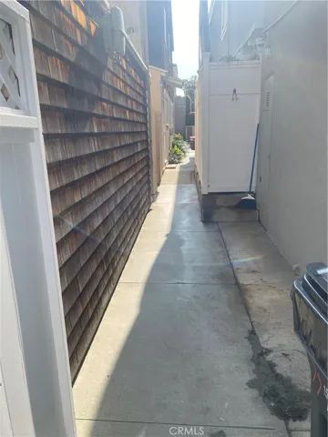 83 63rd Place, Long Beach, California 90803