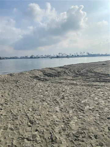 83 63rd Place, Long Beach, California 90803