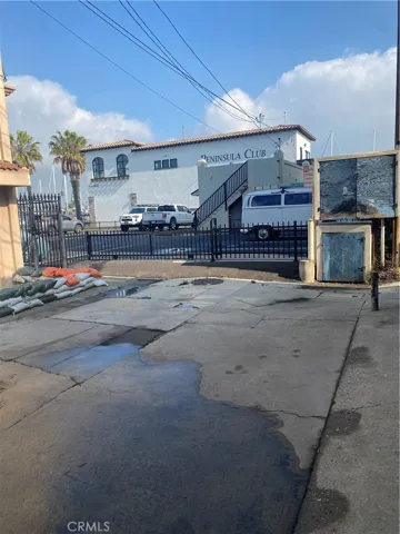 83 63rd Place, Long Beach, California 90803
