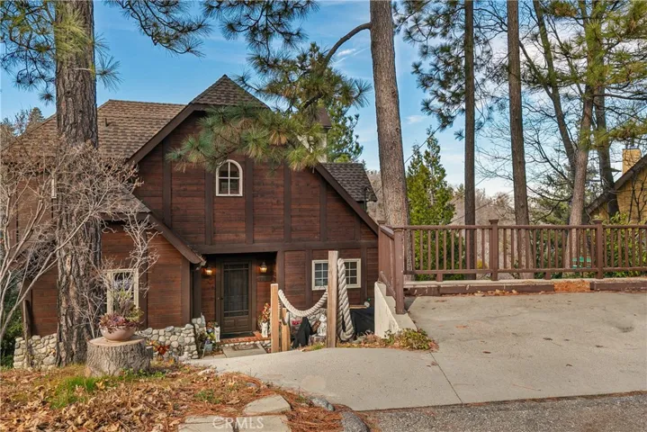 1378 Calgary Drive, Lake Arrowhead, California 92352
