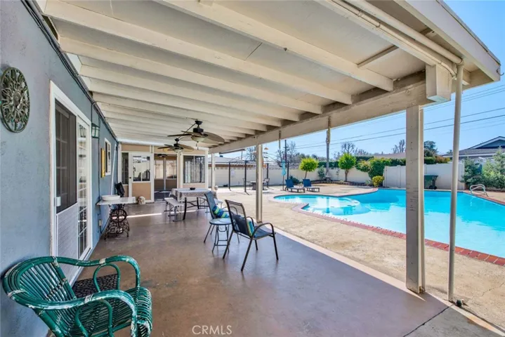 1313 N 3rd Avenue, Upland, California 91786