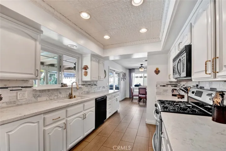 1313 N 3rd Avenue, Upland, California 91786