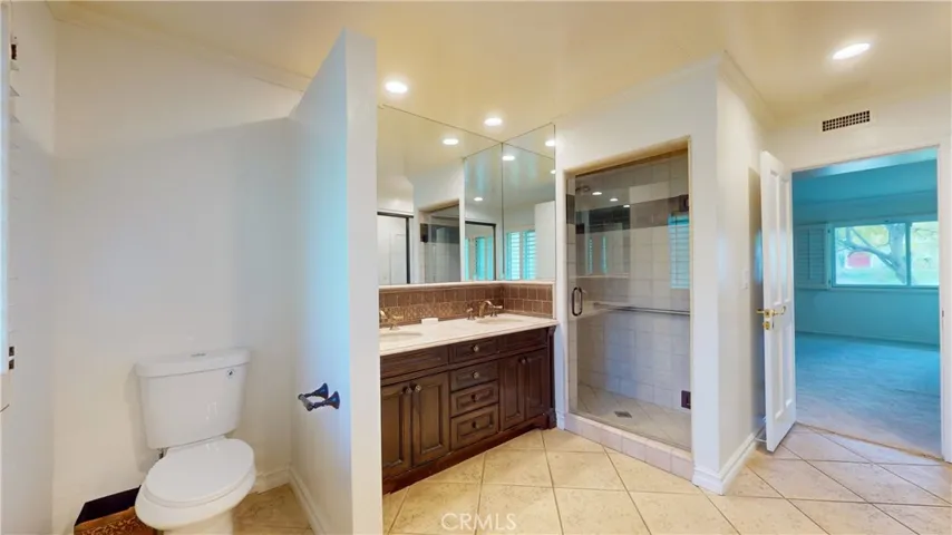 PRIMARY SUITE BATH