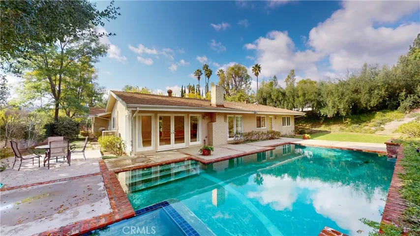 24324 Hatteras Street, Woodland Hills, California 91367