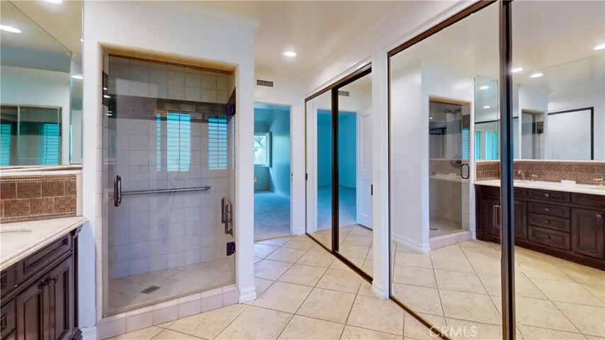 PRIMARY SUITE BATH