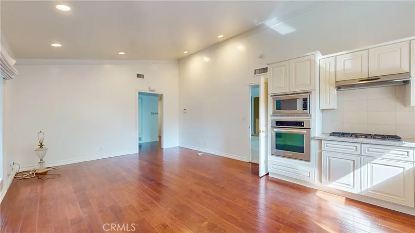 24324 Hatteras Street, Woodland Hills, California 91367