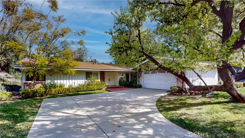 24324 Hatteras Street, Woodland Hills, California 91367