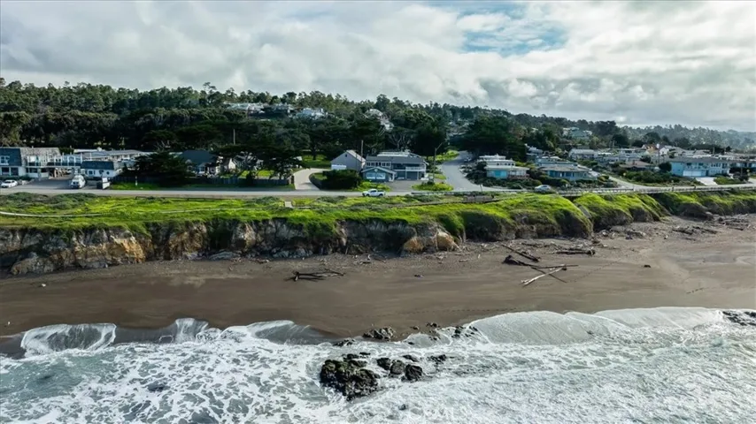 6100 Moonstone Beach Drive, Cambria, California 93428