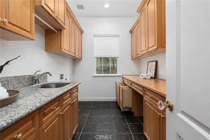 21825 Glenhaven Lane, Friant, California 93626