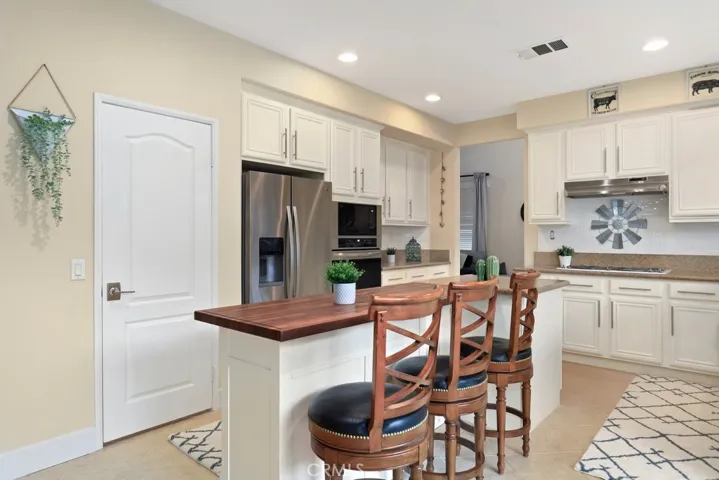 33341 Cameo Lane, Wildomar, California 92595