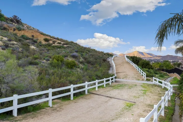 33341 Cameo Lane, Wildomar, California 92595