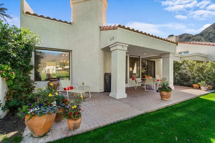 Spacious patio