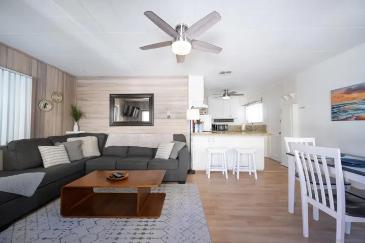 719 Zanzibar Ct, San Diego, California 92109