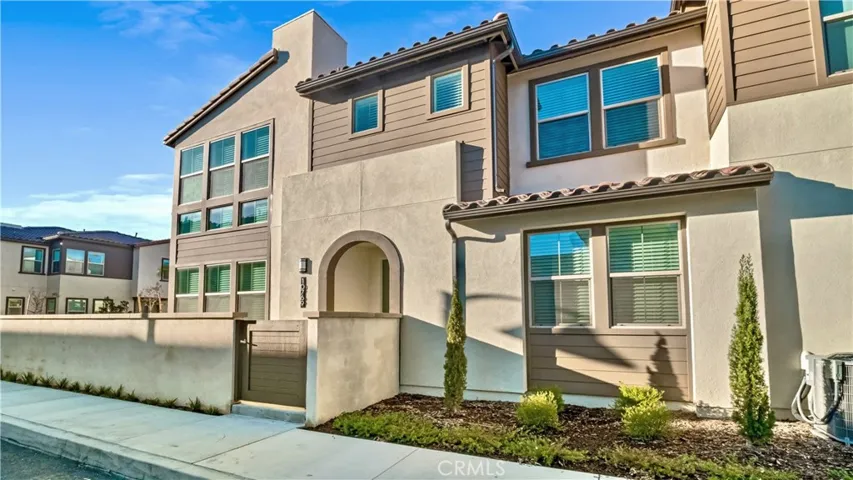 10769 Champions Ln., Cypress, California 90630
